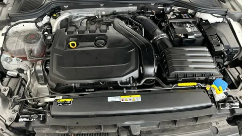 Thumbnail image for the Volkswagen Golf 1.5 TSI Life