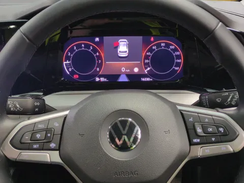 Thumbnail image for the Volkswagen Golf 1.5 TSI Life
