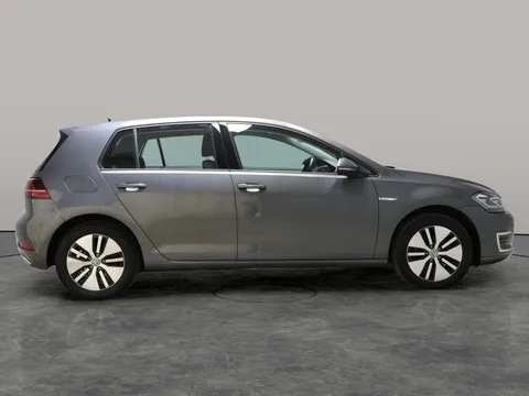 Thumbnail image for the Volkswagen E-Golf 35.8kWh e-Golf