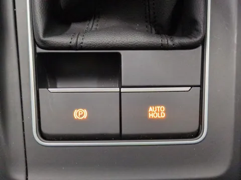 Thumbnail image for the Volkswagen Golf 1.5 TSI Life