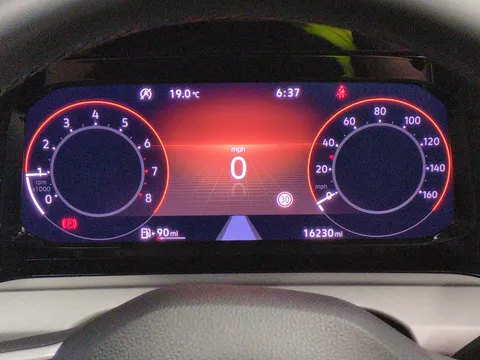 Thumbnail image for the Volkswagen Golf 1.5 TSI Life