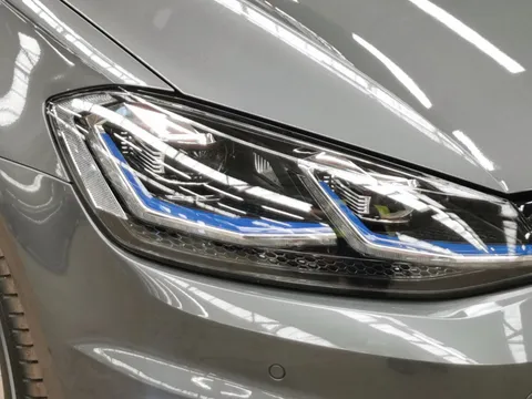 Thumbnail image for the Volkswagen E-Golf 35.8kWh e-Golf