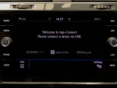Thumbnail image for the Volkswagen E-Golf 35.8kWh e-Golf