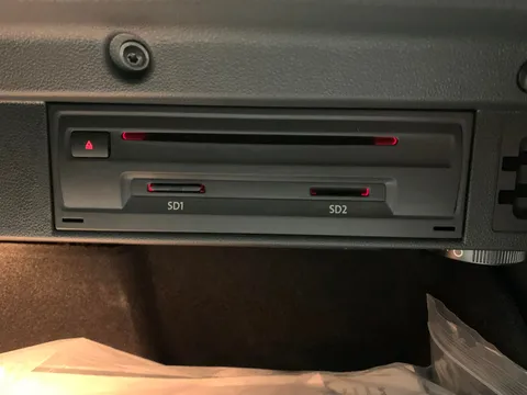 Thumbnail image for the Volkswagen E-Golf 35.8kWh e-Golf