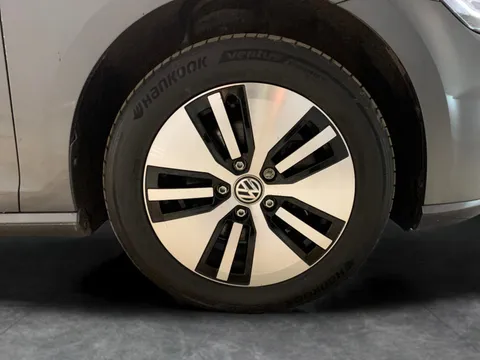 Thumbnail image for the Volkswagen E-Golf 35.8kWh e-Golf