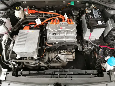 Thumbnail image for the Volkswagen E-Golf 35.8kWh e-Golf