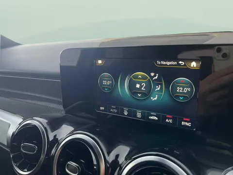 Thumbnail image for the Mercedes-Benz Glb 2.0 GLB220d AMG Line   8G-DCT 4MATIC