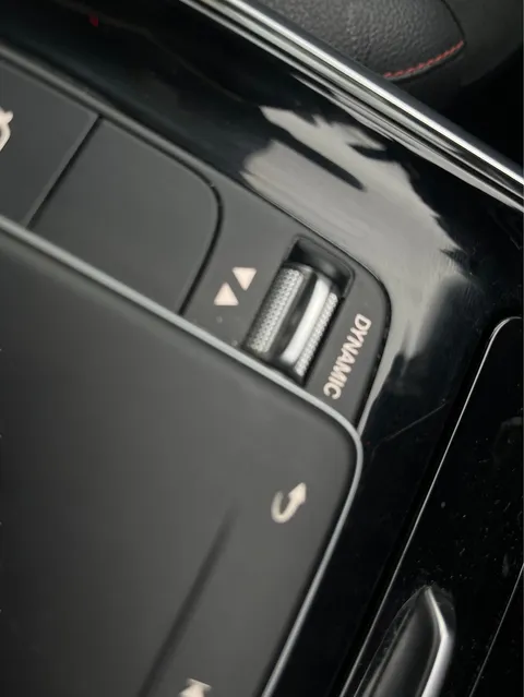 Thumbnail image for the Mercedes-Benz Glb 2.0 GLB220d AMG Line   8G-DCT 4MATIC