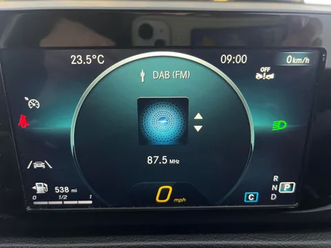 Thumbnail image for the Mercedes-Benz Glb 2.0 GLB220d AMG Line   8G-DCT 4MATIC