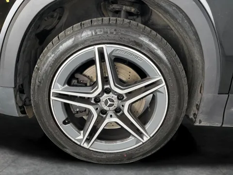 Thumbnail image for the Mercedes-Benz Glb 2.0 GLB220d AMG Line   8G-DCT 4MATIC