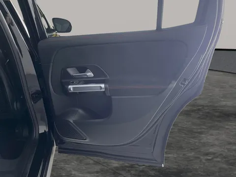Thumbnail image for the Mercedes-Benz Glb 2.0 GLB220d AMG Line   8G-DCT 4MATIC