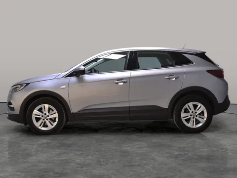 Thumbnail image for the Vauxhall Grandland X 1.2 Turbo SE Premium