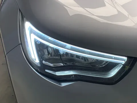Thumbnail image for the Vauxhall Grandland X 1.2 Turbo SE Premium