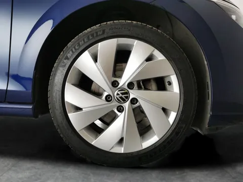 Thumbnail image for the Volkswagen Golf 1.5 TSI Style