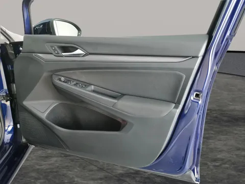 Thumbnail image for the Volkswagen Golf 1.5 TSI Style