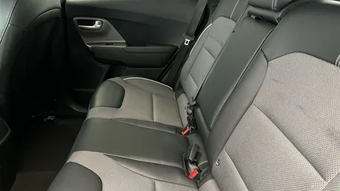 Thumbnail image for the Kia Niro 39kWh 2