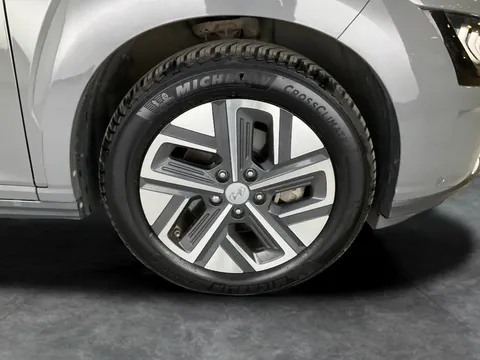 Thumbnail image for the Hyundai Kona 39kWh Premium   (10.5kW Charger)
