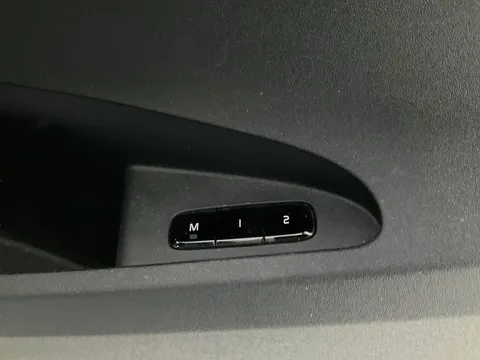 Thumbnail image for the Polestar                  Polestar 2 300kW 78kWh Long Range DM Pilot/Plus 4WD Auto