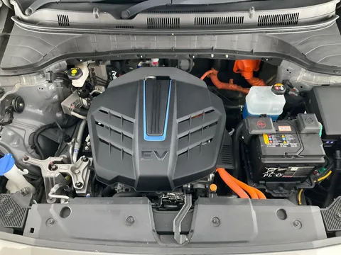 Thumbnail image for the Hyundai Kona 39kWh Premium   (10.5kW Charger)