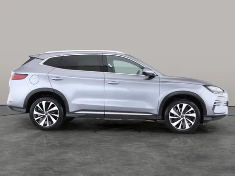Thumbnail image for the Byd Seal U 1.5 DM-i 26.6kWh Comfort   Plug-in  CVT