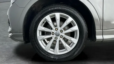 Thumbnail image for the Audi Q3 1.5 TFSI CoD 35 Sport