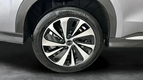 Thumbnail image for the Byd Seal U 1.5 DM-i 26.6kWh Comfort   Plug-in  CVT