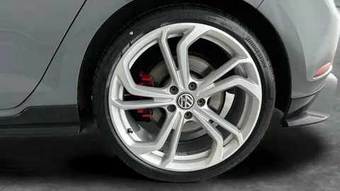 Thumbnail image for the Volkswagen Golf 2.0 TSI GTI TCR   DSG