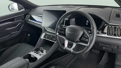 Thumbnail image for the Byd Seal U 1.5 DM-i 26.6kWh Comfort   Plug-in  CVT