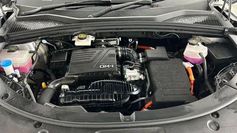 Thumbnail image for the Byd Seal U 1.5 DM-i 26.6kWh Comfort   Plug-in  CVT