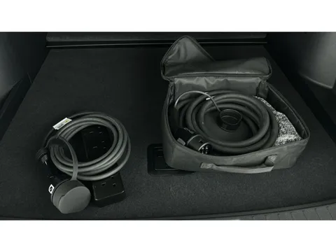 Thumbnail image for the Byd Seal U 1.5 DM-i 26.6kWh Comfort   Plug-in  CVT