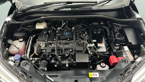 Thumbnail image for the Toyota C-HR 1.8 VVT-h GPF Design    CVT