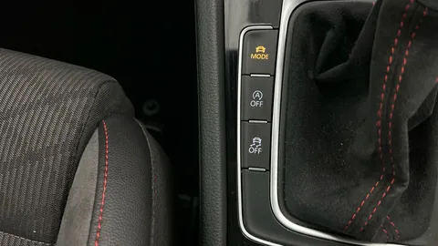 Thumbnail image for the Volkswagen Golf 2.0 TSI GTI TCR   DSG