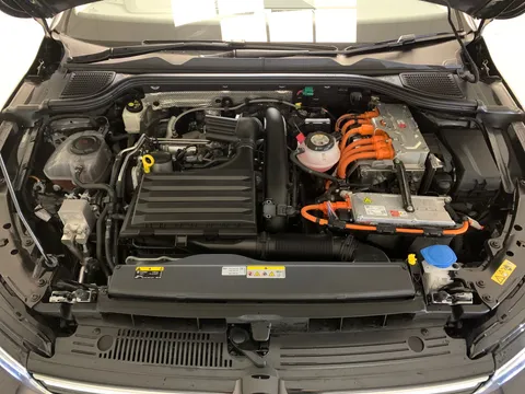 Thumbnail image for the Volkswagen Golf 1.4 TSI 13kWh Style   Plug-in  DSG