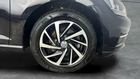 Thumbnail image for the Volkswagen Golf 1.5 TSI EVO Match