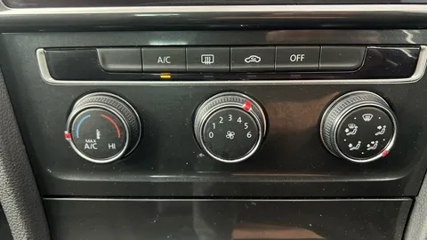 Thumbnail image for the Volkswagen Golf 1.5 TSI EVO Match