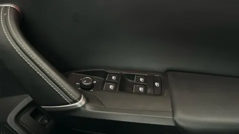 Thumbnail image for the SEAT Leon 1.4 eHybrid 12.8kWh XCELLENCE   Plug-in  DSG