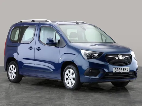 Thumbnail image for the Vauxhall Combo Life 1.2 Turbo Energy