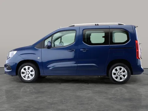 Thumbnail image for the Vauxhall Combo Life 1.2 Turbo Energy