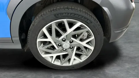 Thumbnail image for the Hyundai Kona 1.6 h-GDi Premium    DCT