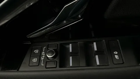 Thumbnail image for the Land Rover Range Rover Evoque 1.5 P300e 12.2kWh S   Plug-in  4WD