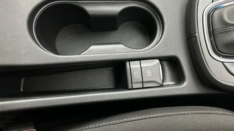 Thumbnail image for the Hyundai Kona 1.6 h-GDi Premium    DCT