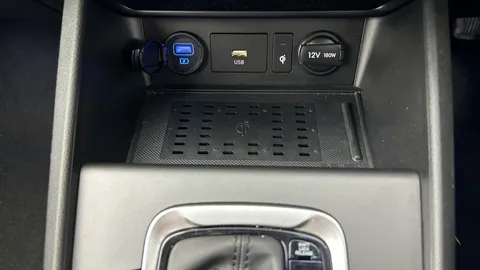 Thumbnail image for the Hyundai Kona 1.6 h-GDi Premium    DCT