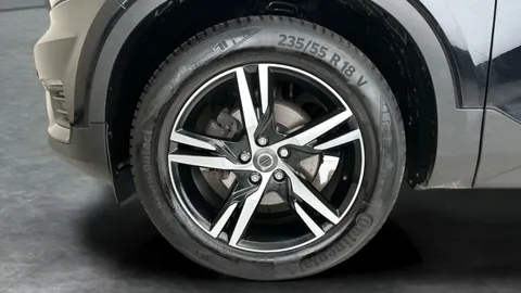 Thumbnail image for the Volvo XC40 2.0 B3 MHEV Plus    DCT