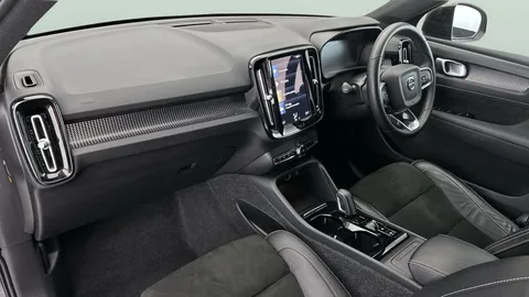 Thumbnail image for the Volvo XC40 2.0 B3 MHEV Plus    DCT