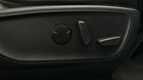Thumbnail image for the Ford Kuga 2.5h Duratec Black Package Edition    CVT