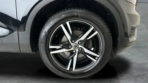 Thumbnail image for the Volvo XC40 2.0 B3 MHEV Plus    DCT