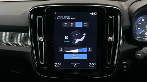 Thumbnail image for the Volvo XC40 2.0 B3 MHEV Plus    DCT