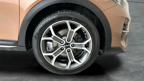 Thumbnail image for the Kia Xceed 1.5 T-GDi 3