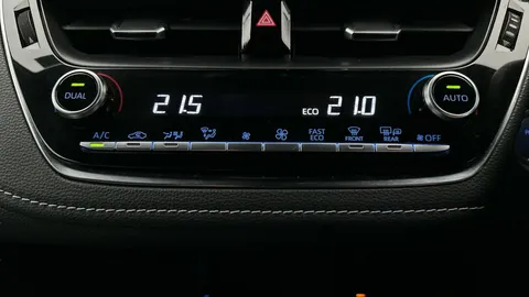 Thumbnail image for the Toyota Corolla 2.0 VVT-h GPF Design Touring Sports   CVT
