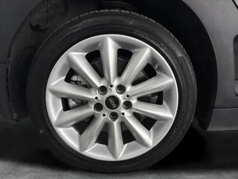 Thumbnail image for the Mini Clubman 2.0 Cooper D  6dr